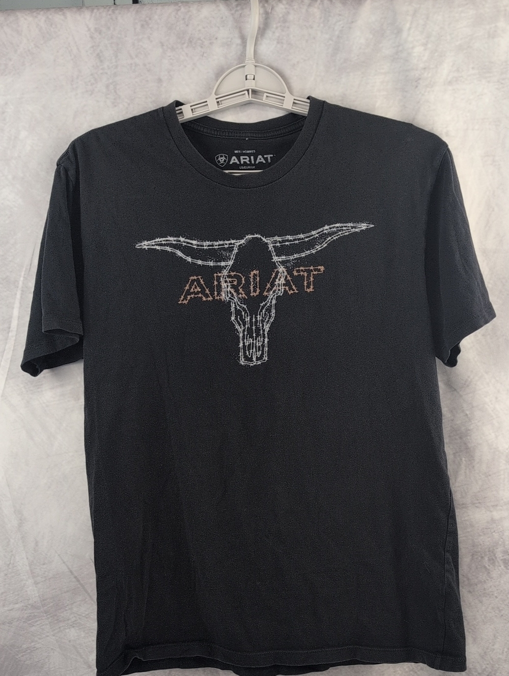 Ariat Men’s Black Barbed Wire Longhorn Steer Skull Graphic T-Shirt Size M